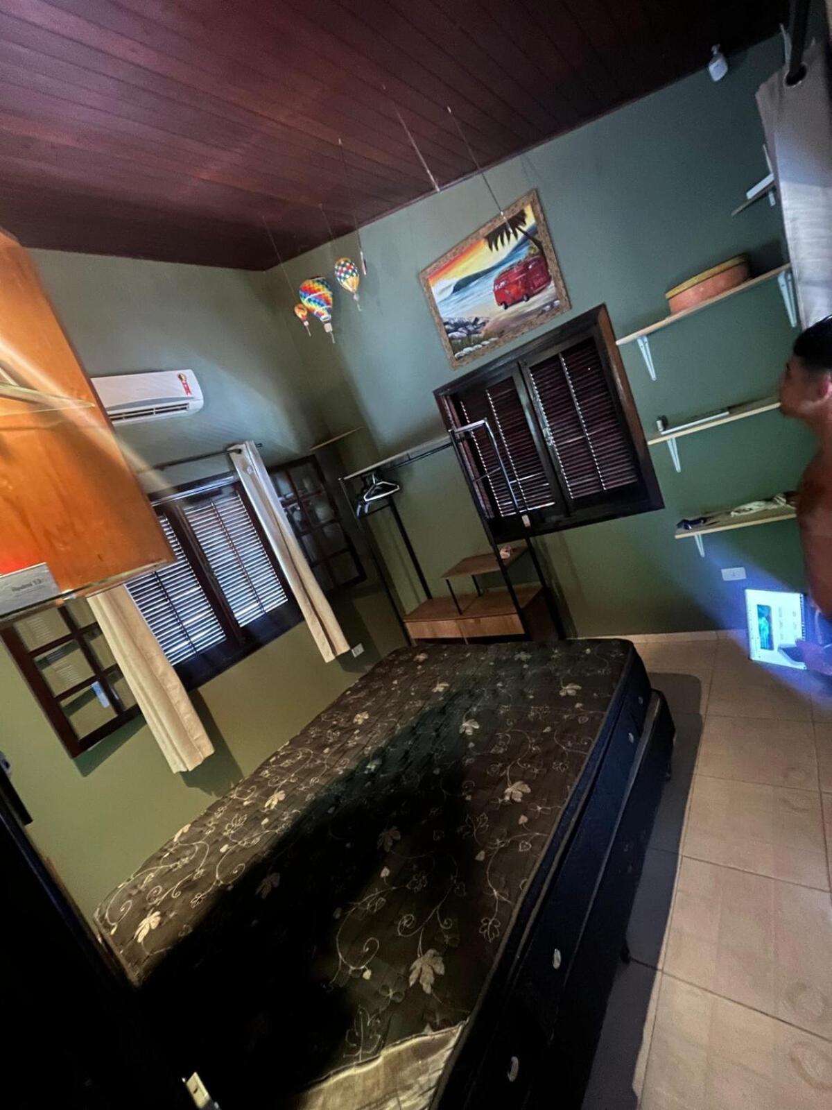 Casa Em *